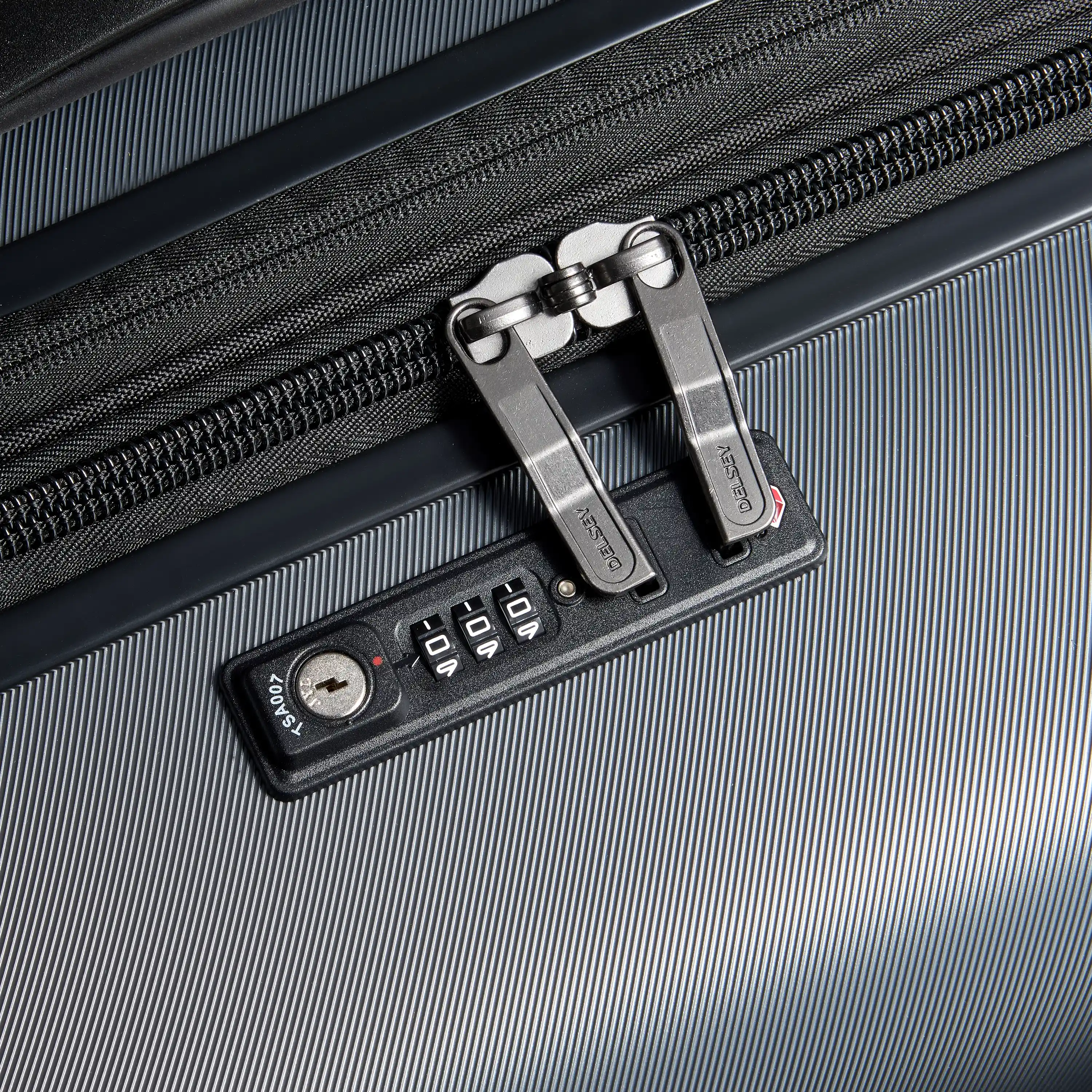 Cruise 3.0 - Large Expandable Spinner - Image 26